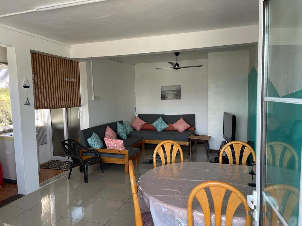 Apartment Bay